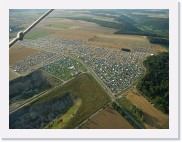 Zeltstadt Taubertal Festival aus dem Ballonkorb 7.8.09 -3- *  Happy Ballooning / Rothenburg o.d. Tauber || Das Bild wurde uns von Hr. Georg Reifferscheid von Happy Ballooning zur Verfgung gestellt. Mehr Infos unter www.happy-ballooning.de oder bei Happy Ballooning, - Ballonfahrten -, Paradeisgasse 17, 91541 Rothenburg ob der Tauber, Telefon 09861-87888, Telefax 09861-87880 *  Happy Ballooning / Rothenburg o.d. Tauber || Das Bild wurde uns von Hr. Georg Reifferscheid von Happy Ballooning zur Verfgung gestellt. Mehr Infos unter www.happy-ballooning.de oder bei Happy Ballooning, - Ballonfahrten -, Paradeisgasse 17, 91541 Rothenburg ob der Tauber, Telefon 09861-87888, Telefax 09861-87880 * 2816 x 2112 * (518KB)